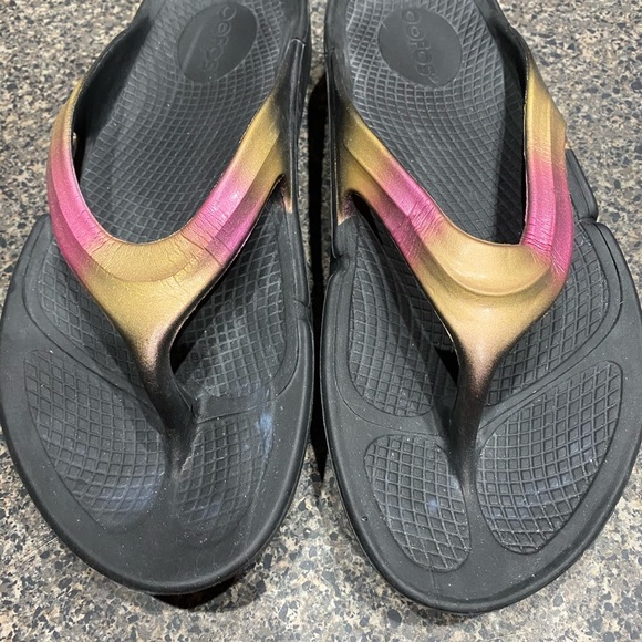 OOFOS Shoes - OOFOS Black Comfort Sandals